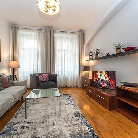 Wishlist Prague Residences - Old Town Square エクステリア 写真